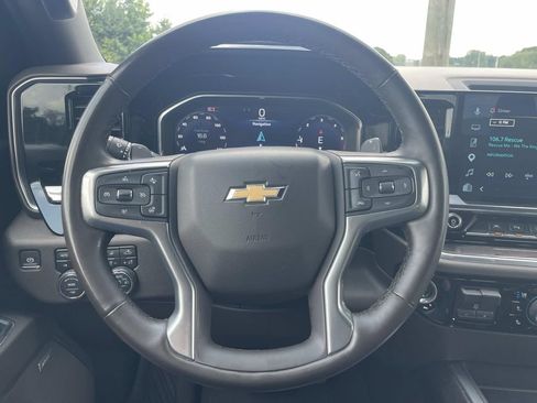 Used 2024 Chevrolet Silverado 1500 LTZ AWD/4WD image 22