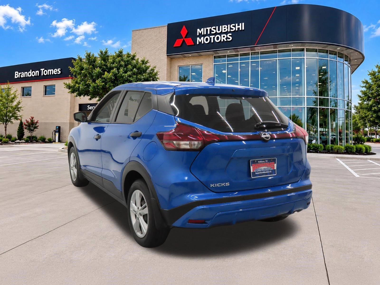 Used 2024 Nissan Kicks S FWD image 6