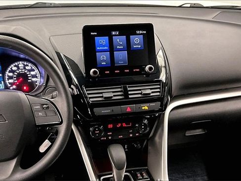 Used 2023 Mitsubishi Eclipse Cross SE image 6
