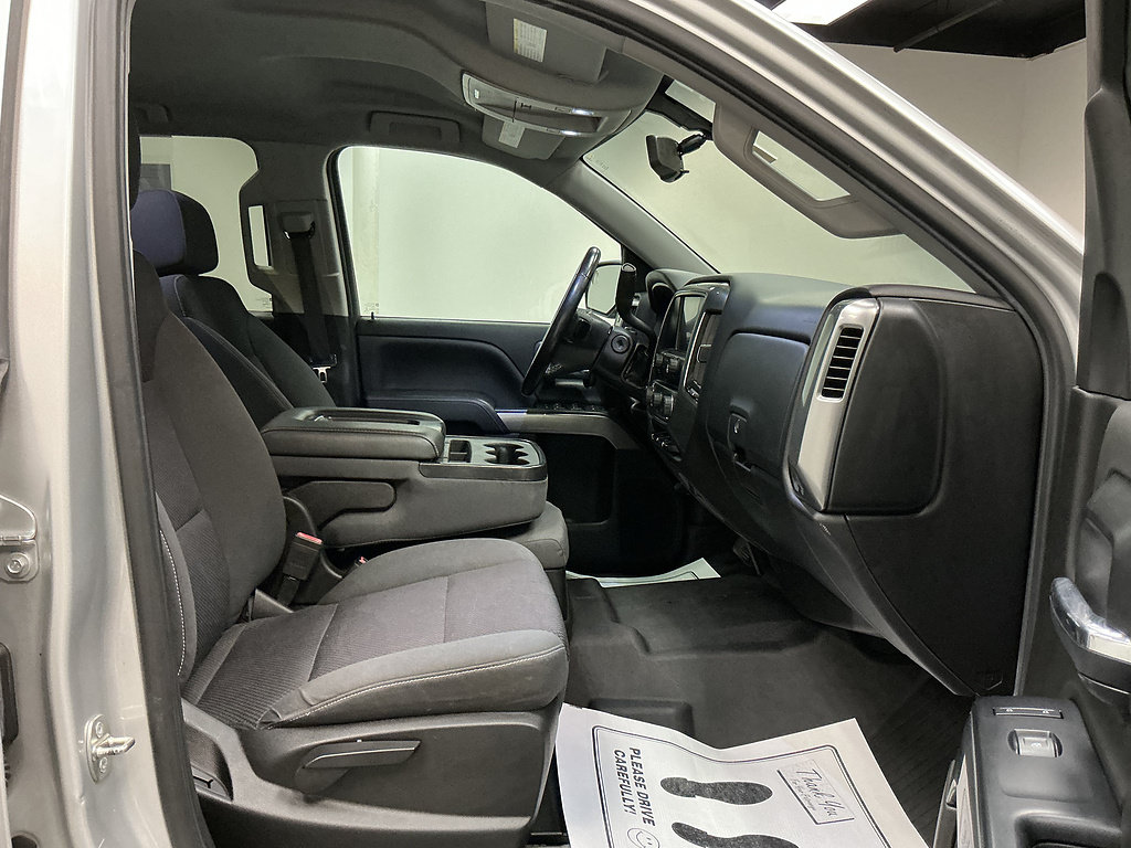 Used 2018 Chevrolet Silverado 1500 LT w/ All Star Edition AWD/4WD image 29