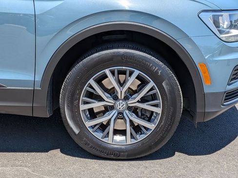 Used 2019 Volkswagen Tiguan SE w/ Panoramic Sunroof Package FWD image 25