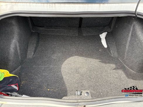 Used 2014 Dodge Challenger R/T image 26