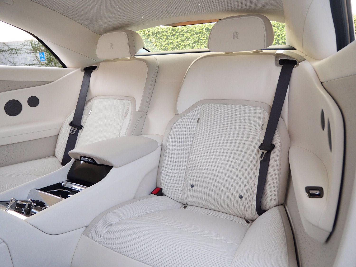 Certified 2025 Rolls-Royce Spectre w/ Spectre Launch Package AWD/4WD image 8