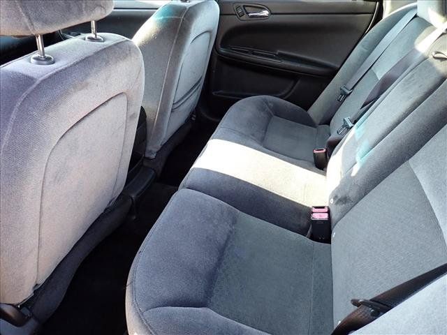 Used 2014 Chevrolet Impala LT w/ LT Sunroof Package FWD image 8