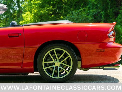 Used 2002 Chevrolet Camaro Z28 w/ SS Performance/Appearance Pkg RWD image 41