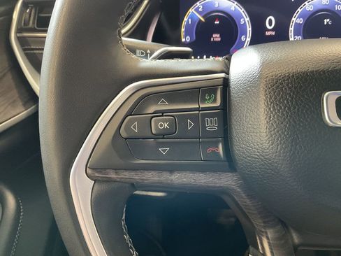 Used 2024 Jeep Grand Cherokee L Limited w/ Luxury Tech Group II image 21