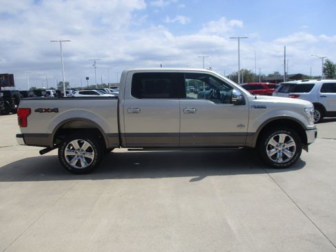 Used 2018 Ford F150 King Ranch w/ Equipment Group 601A Luxury AWD/4WD image 8