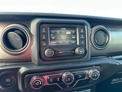 Used 2018 Jeep Wrangler Unlimited Sport S image 16