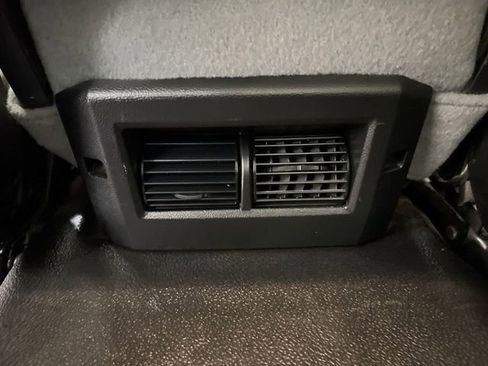 Used 2020 RAM 1500 Tradesman w/ Chrome Appearance Group RWD image 18