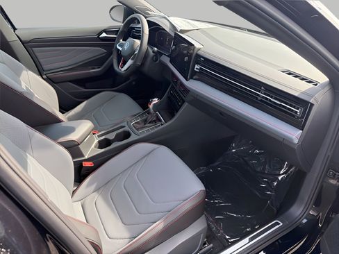 New 2026 Volkswagen Jetta GLI Autobahn FWD image 10