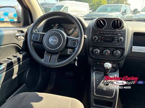 Used 2016 Jeep Compass Sport w/ Power Value Group AWD/4WD image 18