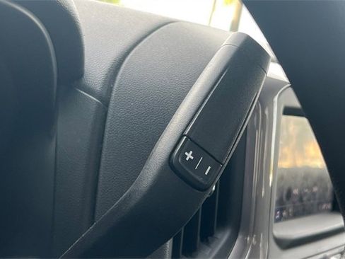 Used 2021 Chevrolet Silverado 1500 Custom image 27