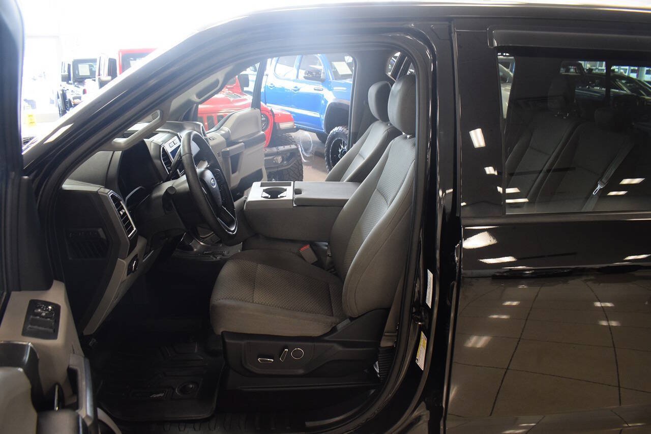 Used 2016 Ford F150 XLT AWD/4WD image 31