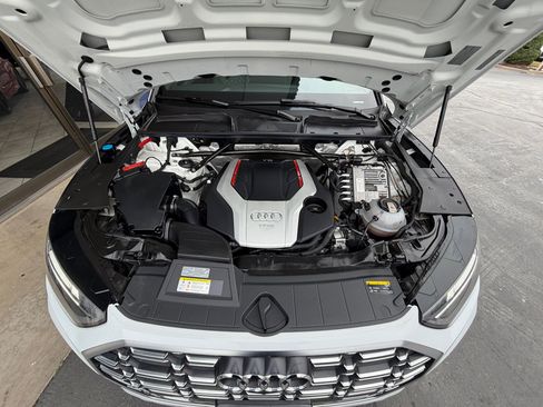 Used 2021 Audi SQ5 Premium Plus w/ Premium Plus Package image 7