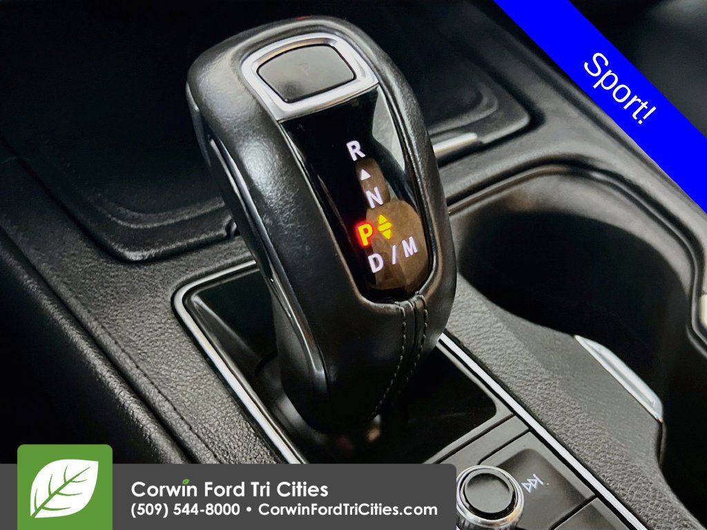 Used 2019 Cadillac XT4 Sport AWD/4WD image 9