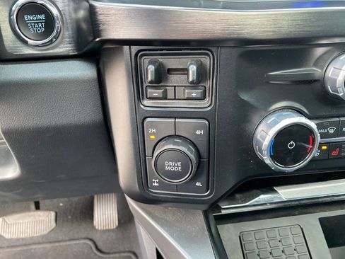 Used 2023 Ford F250 Lariat w/ Sport Appearance Package image 43