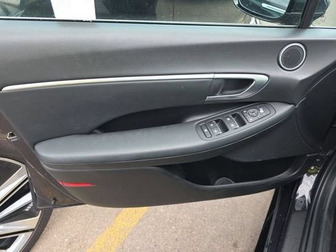 Used 2025 Hyundai Sonata SEL FWD image 7