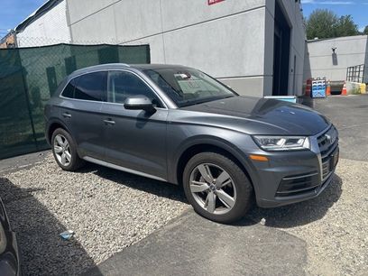 Used 2019 Audi Q5 2.0T Premium Plus w/ Premium Plus Package