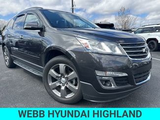 Used 2017 Chevrolet Traverse LT video 1
