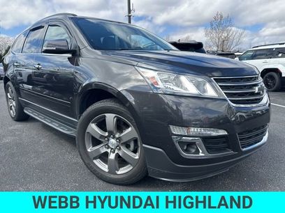 Used 2017 Chevrolet Traverse LT