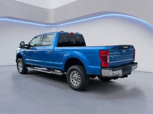 Used 2020 Ford F350 XLT w/ XLT Premium Package image 5