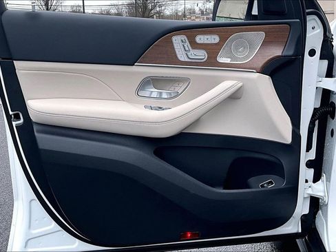 Used 2026 Mercedes-Benz GLS 450 GLS 450 image 18