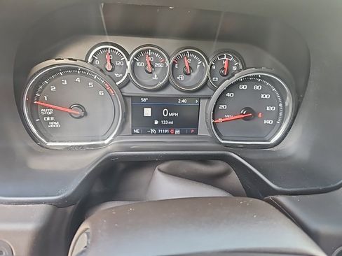 Used 2021 Chevrolet Tahoe LT w/ Luxury Package image 12