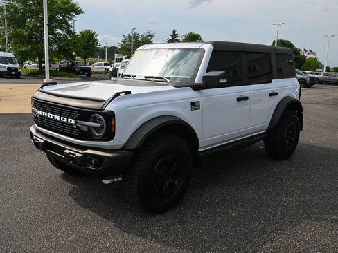 Used 2023 Ford Bronco Wildtrak AWD/4WD image 9