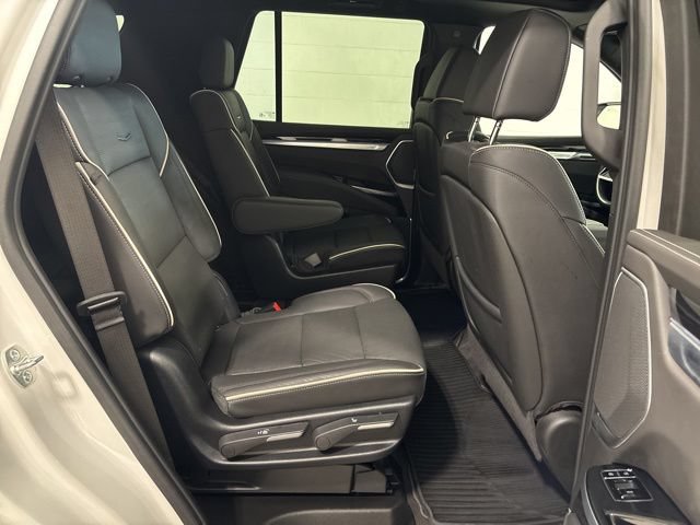 Used 2025 Cadillac Escalade Sport w/ Touring Package AWD/4WD image 45