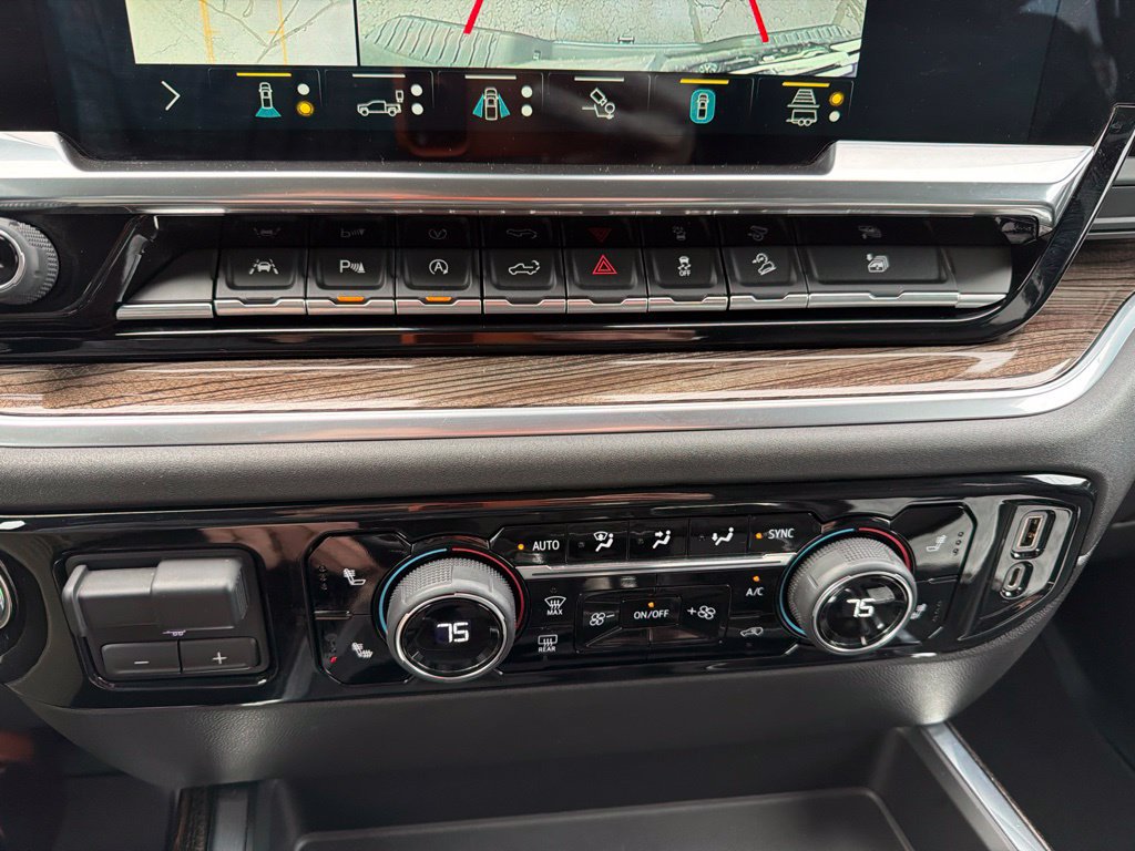 Certified 2022 Chevrolet Silverado 1500 RST AWD/4WD image 14