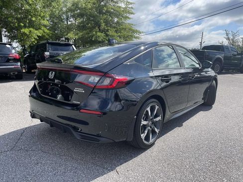 Used 2025 Honda Civic Sport Touring image 3
