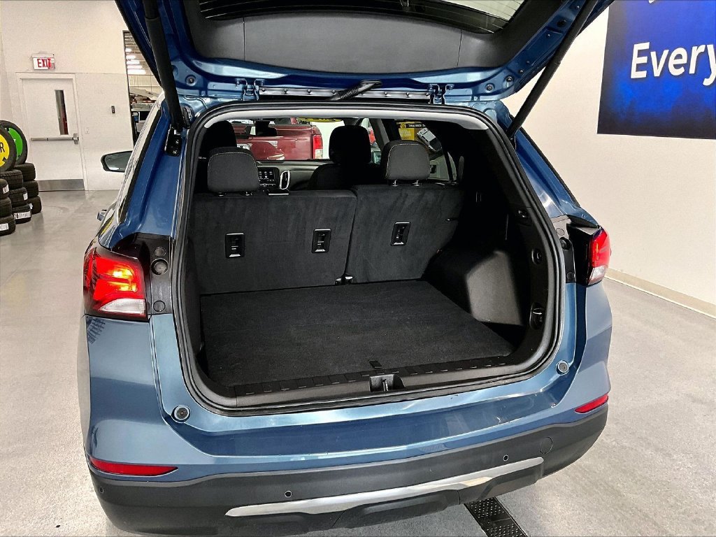 Used 2024 Chevrolet Equinox LT AWD/4WD image 34
