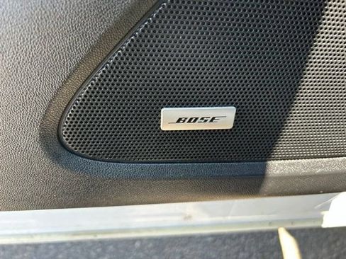 Used 2022 Chevrolet Equinox RS w/ RS Leather Package FWD image 13