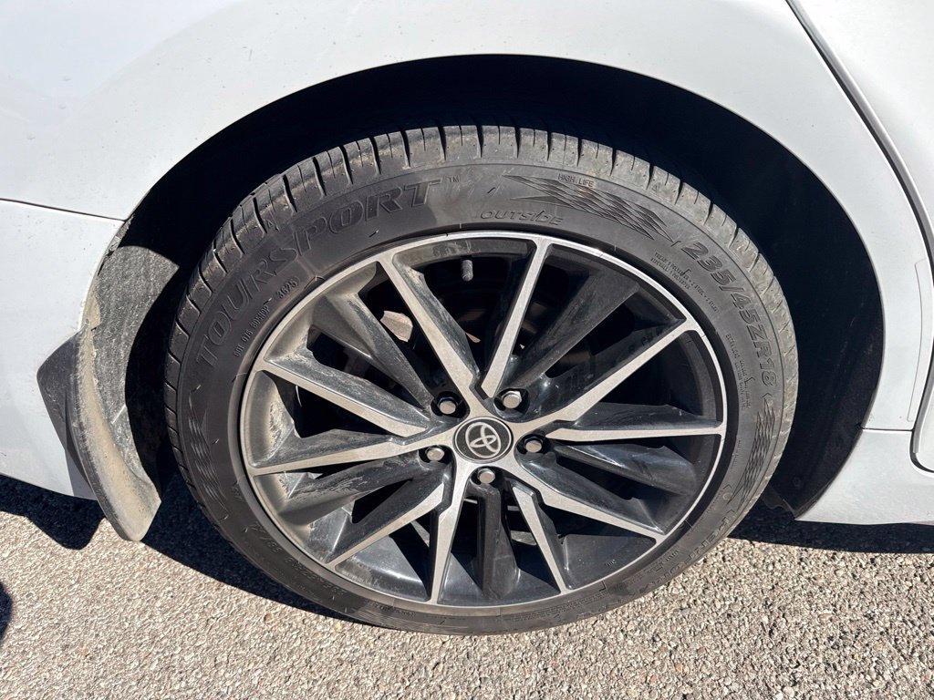 Used 2024 Toyota Camry SE w/ Cold Weather Package FWD image 14