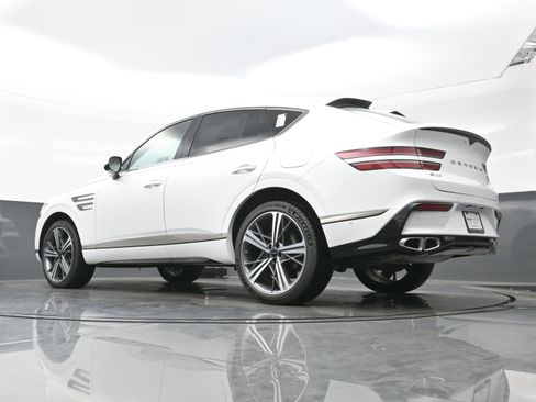 New 2025 Genesis GV80 3.5T e-SC image 15