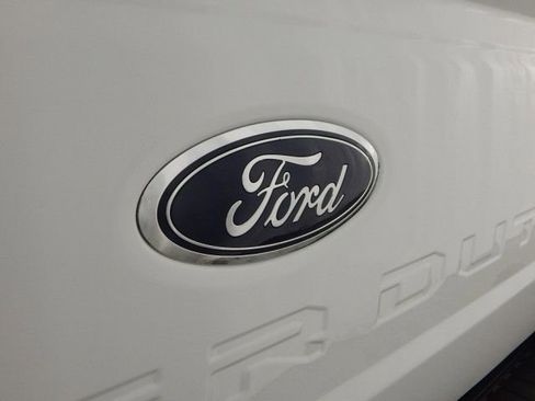 Used 2024 Ford F250 XLT w/ FX4 Off-Road Package AWD/4WD image 5