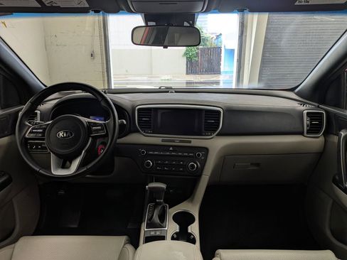 Used 2021 Kia Sportage S image 18