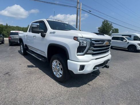 Used 2024 Chevrolet Silverado 2500 High Country w/ High Country Premium Package AWD/4WD image 14
