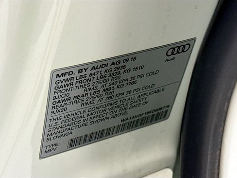 Used 2019 Audi Q8 Premium w/ Convenience Package AWD/4WD image 34