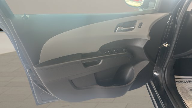 Used 2016 Chevrolet Sonic LT FWD image 9