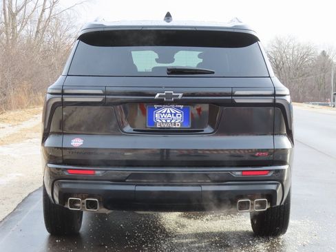 Certified 2024 Chevrolet Traverse RS image 15