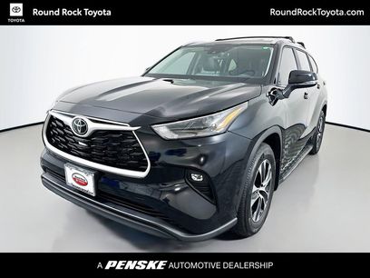 Used 2023 Toyota Highlander XLE