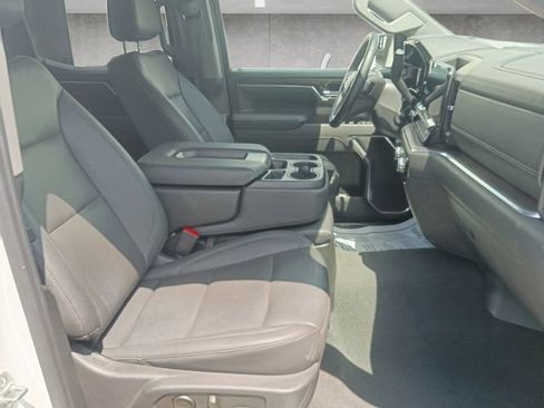 Used 2025 GMC Sierra 1500 SLT RWD image 24