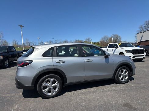 Used 2024 Honda HR-V LX image 5