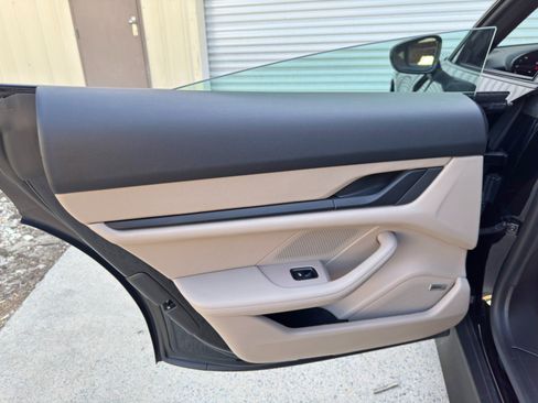 Used 2022 Porsche Taycan RWD image 44
