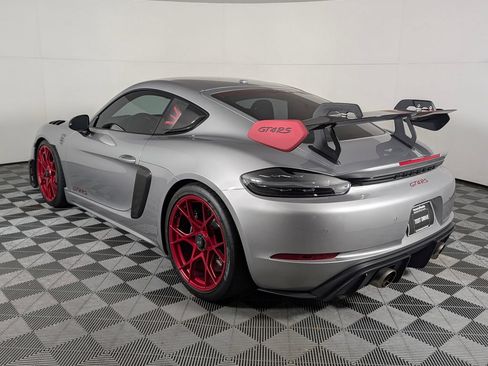 Used 2025 Porsche 718 Cayman GT4 RS RWD image 3