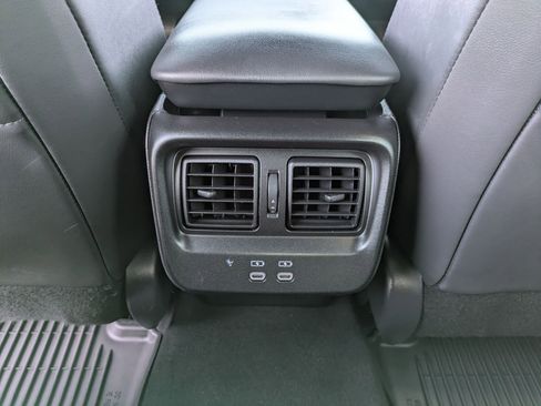 Used 2023 Toyota Crown XLE image 17