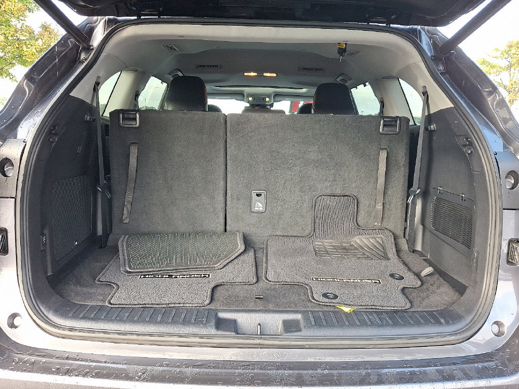 Certified 2021 Toyota Highlander Limited AWD/4WD image 32