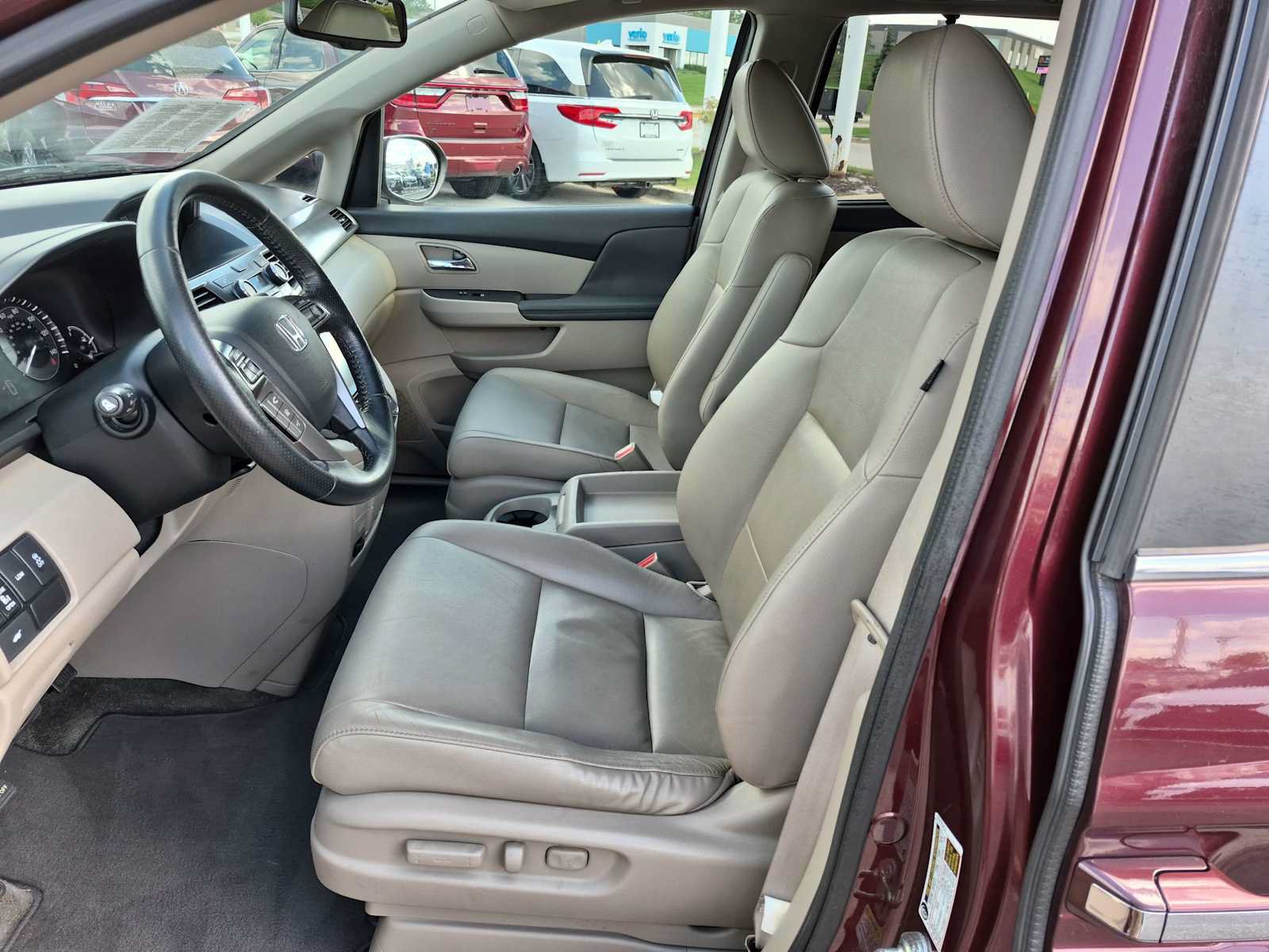 Used 2015 Honda Odyssey EX-L image 16