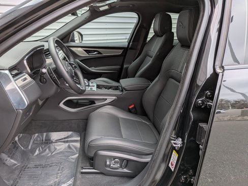 Used 2026 Jaguar F-PACE R-Dynamic S image 22